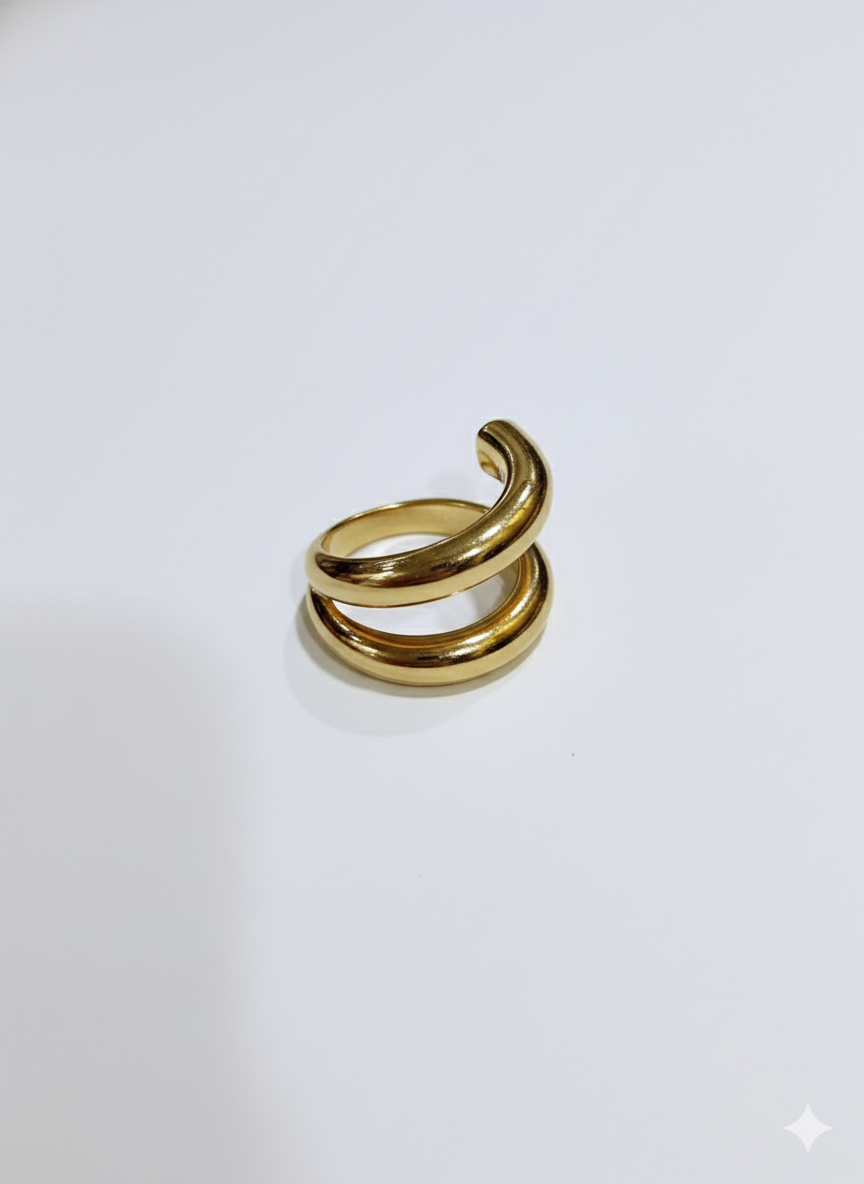Lyra Fluid Gold Wrap Ring | Chunky Open Statement Ring – SILVROSE